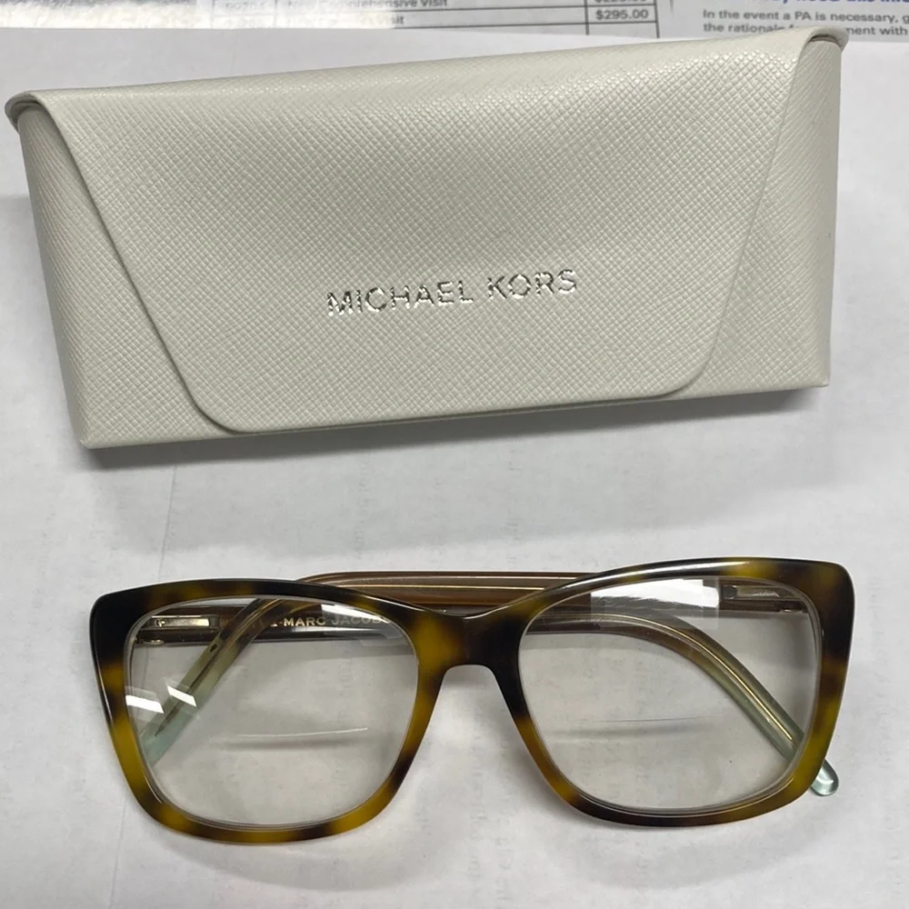 Marc Jacobs 598 - frame - Picture 1 of 3